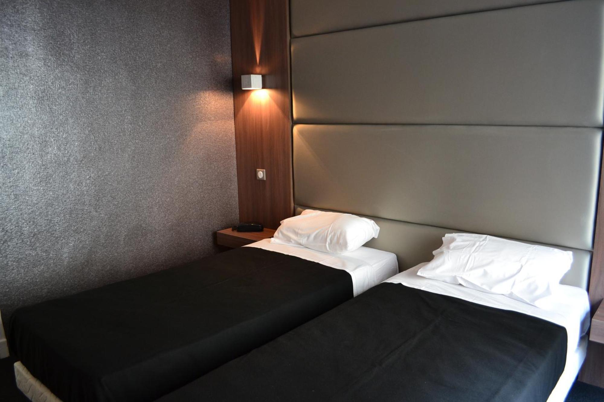 Hotel Schtak Cannes Quarto foto